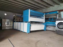 葫蘆島低價轉(zhuǎn)讓二手5棍百強燙平機9成新，二手脫水機100公斤