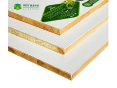 10大板材品牌百的寶E0級(jí)杉木芯生態(tài)板衣柜家具板材深雕暖白