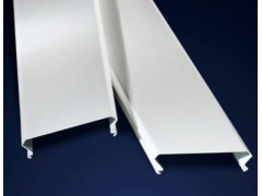 湖南優(yōu)質(zhì)長(zhǎng)條鋁扣板定制,C型鋁條扣吊頂,走廊過(guò)道天花廠家