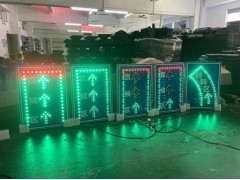 非機動車待轉牌