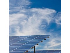 來賓太陽能離網發電站安裝 通訊基站