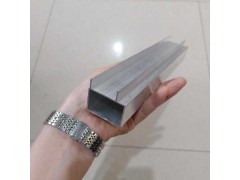 百葉窗鋁合金型材廠家，通風口百葉窗型材河北廠家