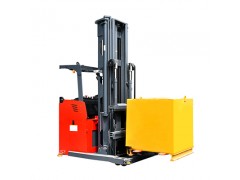 優耐飛站駕式三向叉車起升高度可達10米